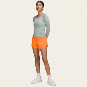 Lululemon Hotty Hot Low-Rise Lined Short 4"